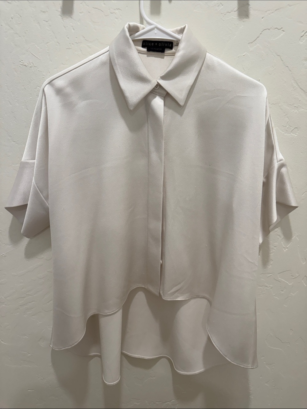 Alice + Olivia Classics Ivory Satin High-Low Blouse Size XS
